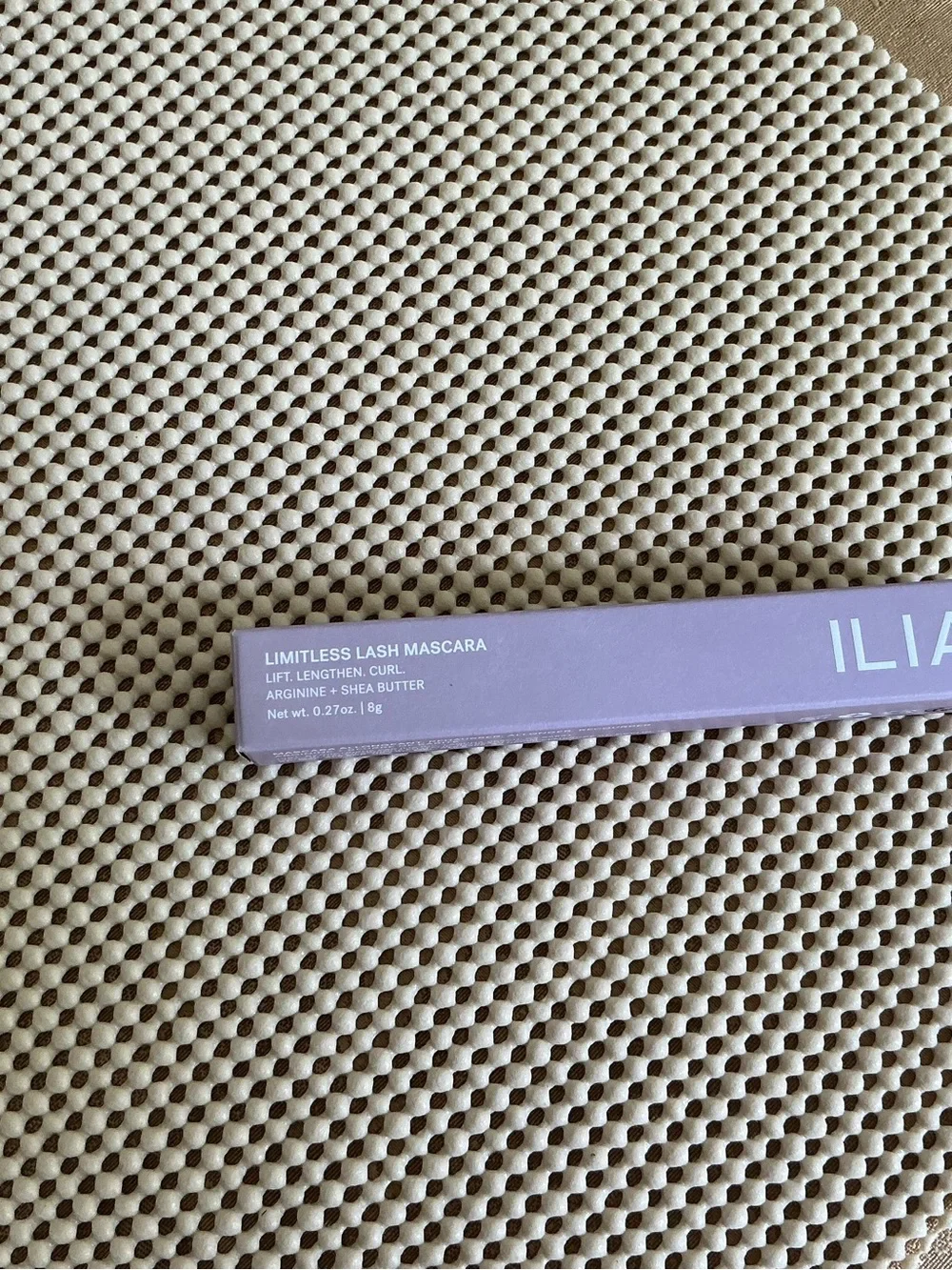ILIA Volumizing Mascara — Black | Buildable Lift & Clean Formula